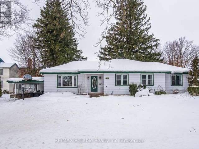 108 RAGLAN STREET Clinton Ontario, N0K 1L0 - 5 Bedrooms Home For Sale