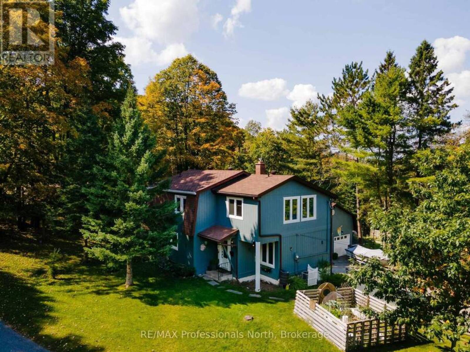 560 MOUNTAIN STREET, Haliburton, Ontario K0M 1S0