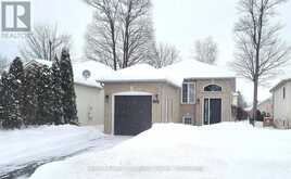 211 DYER DRIVE | Wasaga Beach Ontario | Slide Image Two