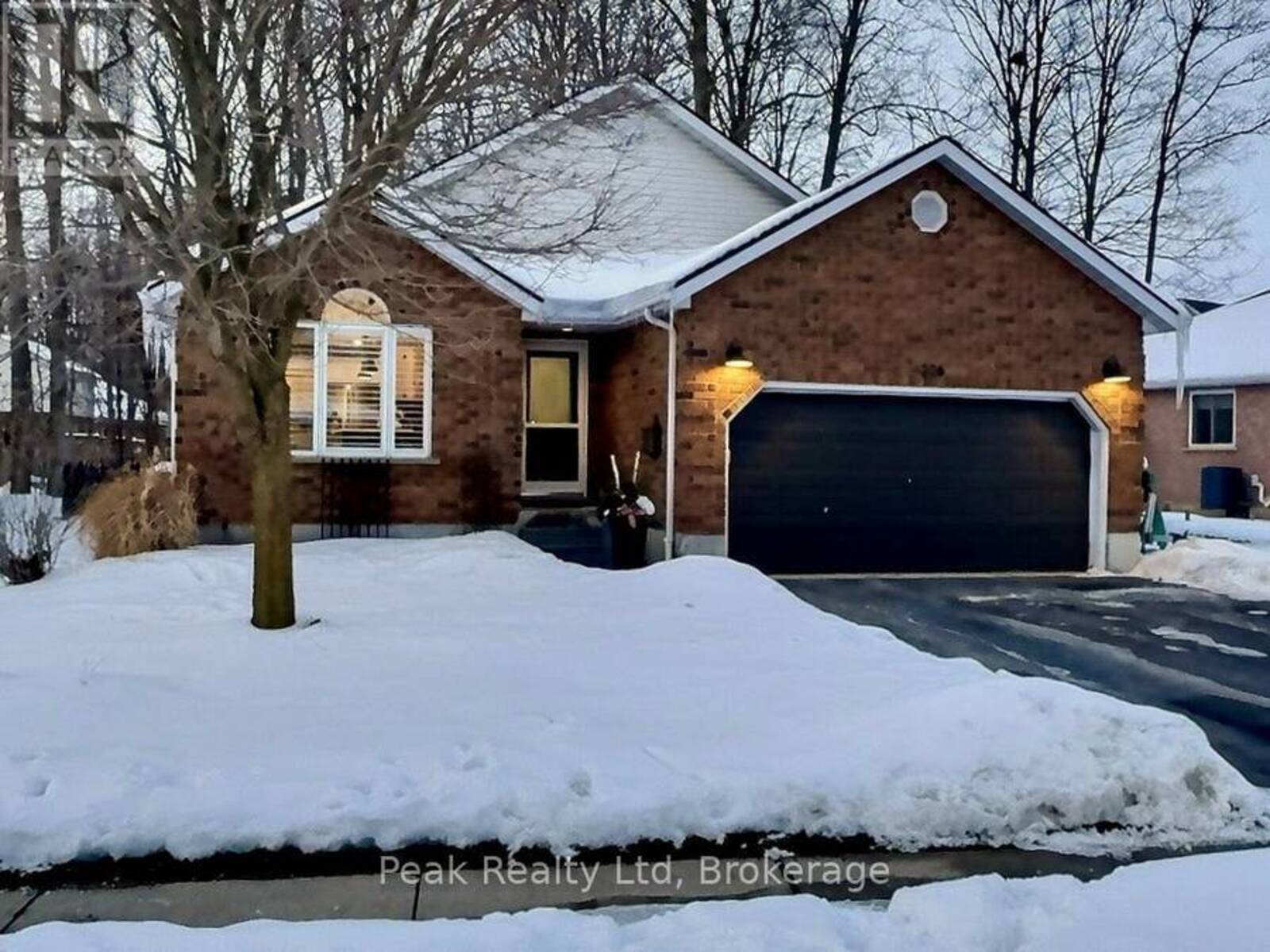 225 EBY CRESCENT, Wilmot, Ontario N3A 1Y9