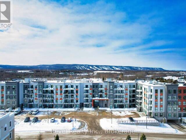 101 - 4 KIMBERLY LANE Collingwood Ontario, L9Y 5K8 - 1 Bedroom Condo For Sale