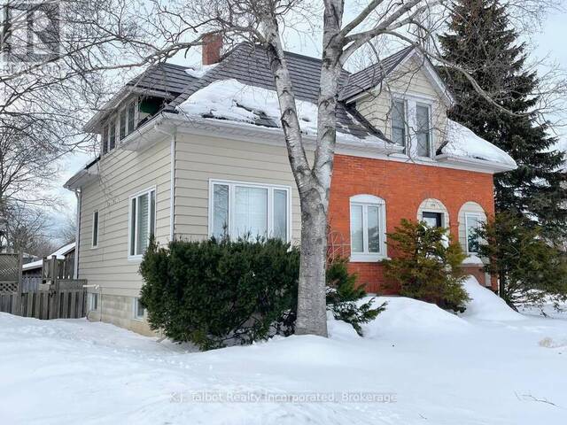 178 GIBBONS STREET Goderich Ontario, N7A 3J6 - 4 Bedrooms Home For Sale