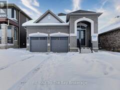 15 SUN VALLEY AVENUE Wasaga Beach Ontario, L9Z 0N6