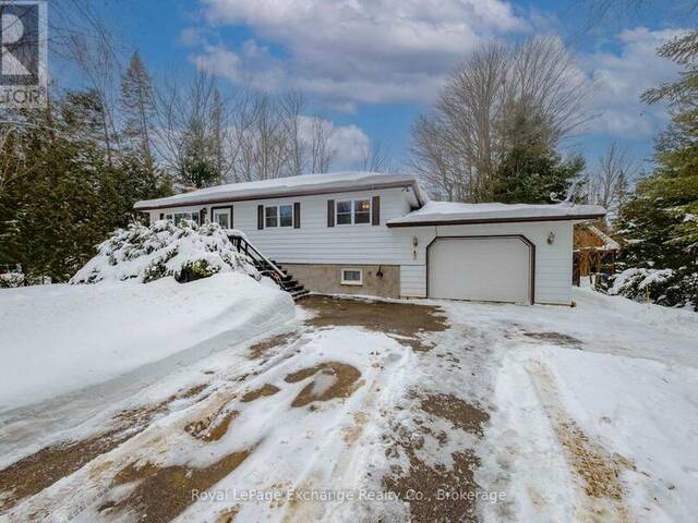 610 YORK AVENUE Sauble Beach Ontario, N0H 2G0 - 3 Bedrooms Home For Sale