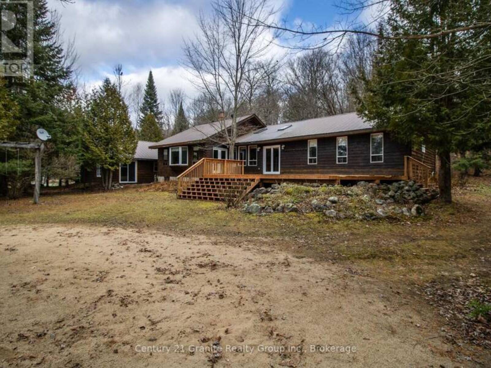 1054 THE NARROWS TRAIL, Minden Hills, Ontario K0M 2K0