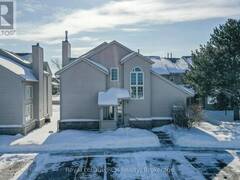 22 - 162 SETTLERS CRESCENT The Blue Mountains Ontario, L9Y 0M4