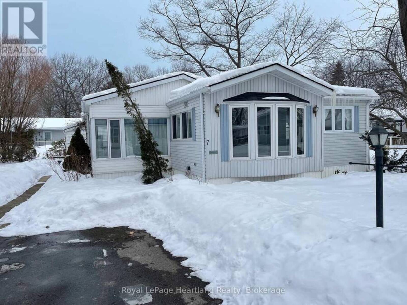 7 SIOUX LANE, Goderich, Ontario N7A 3Y2