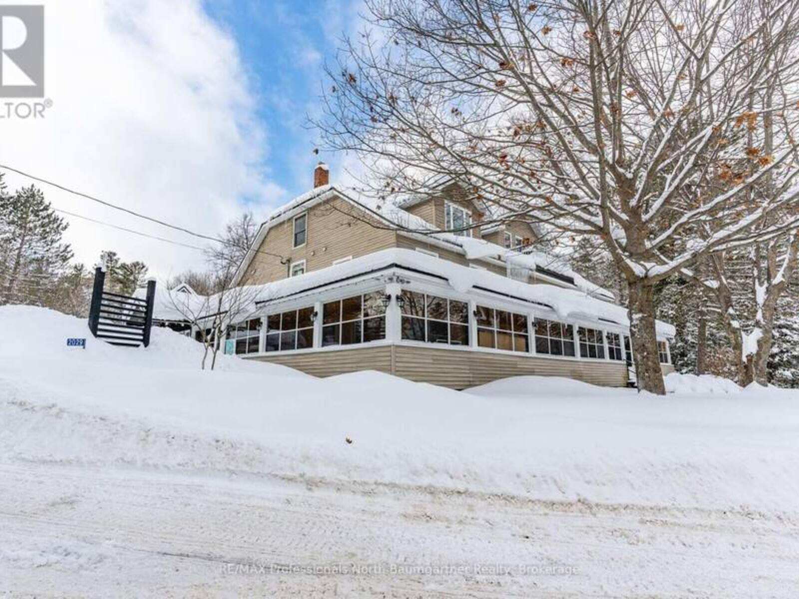 UNIT 4 - 2029 LITTLE HAWK LAKE ROAD, Haliburton, Ontario K0M 1S0