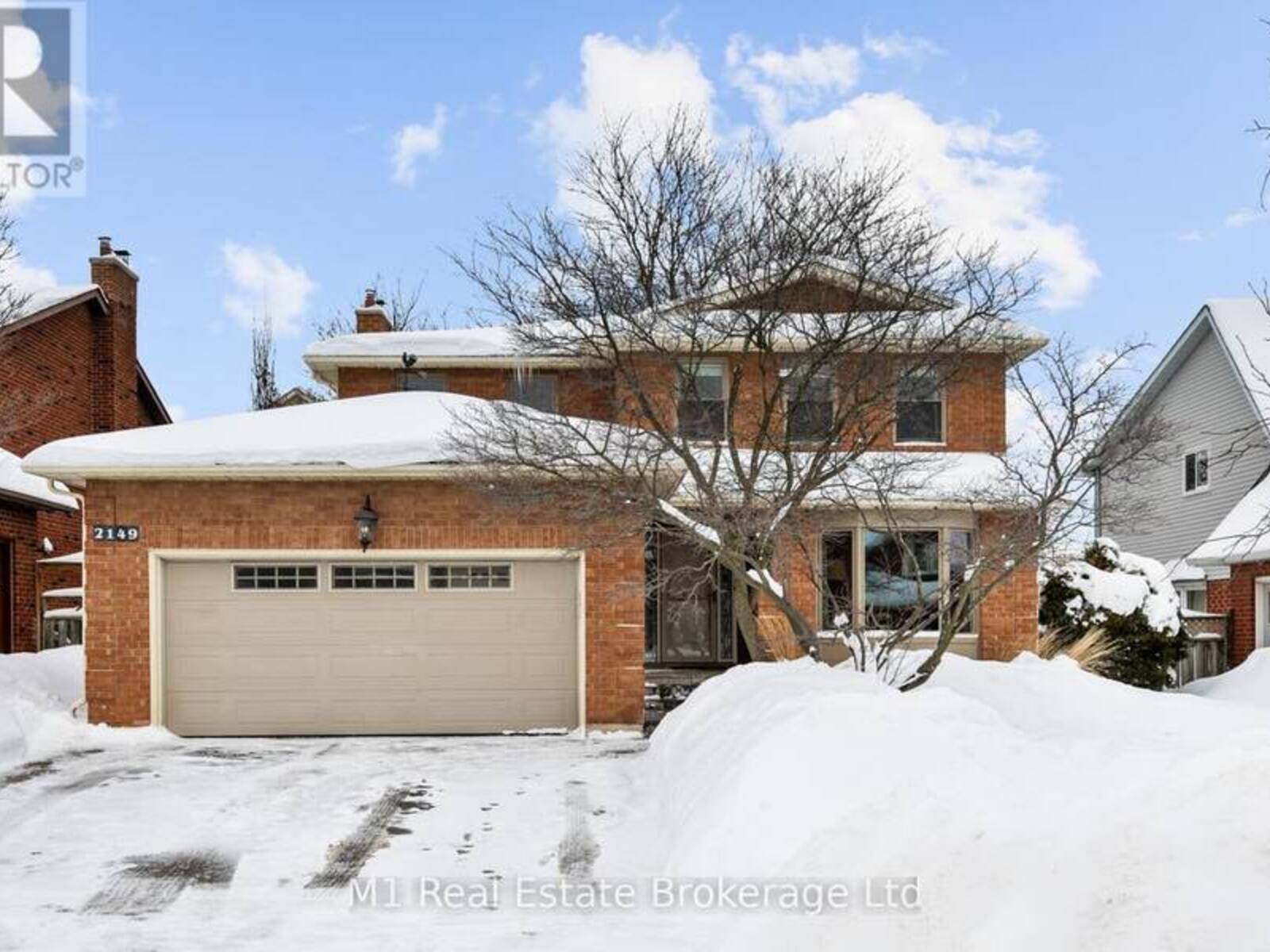 2149 DEERWOOD DRIVE, Burlington, Ontario L7M 2Y3