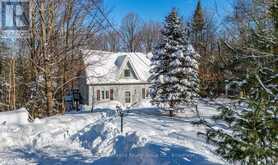 32 DOME STREET | Haliburton Ontario | Slide Image One