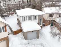 527-A ROSEMEADOW CRESCENT | Waterloo Ontario | Slide Image Four