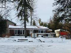 8717 BEACHWOOD ROAD Wasaga Beach Ontario, L9Z 2G5