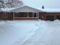 6185 16TH LINE Minto Ontario, N0G 1M0