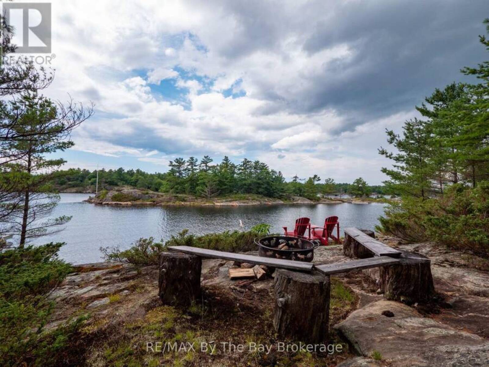 17470 GEORGIAN BAY SHORE, Honey Harbour, Ontario P0E 1E0