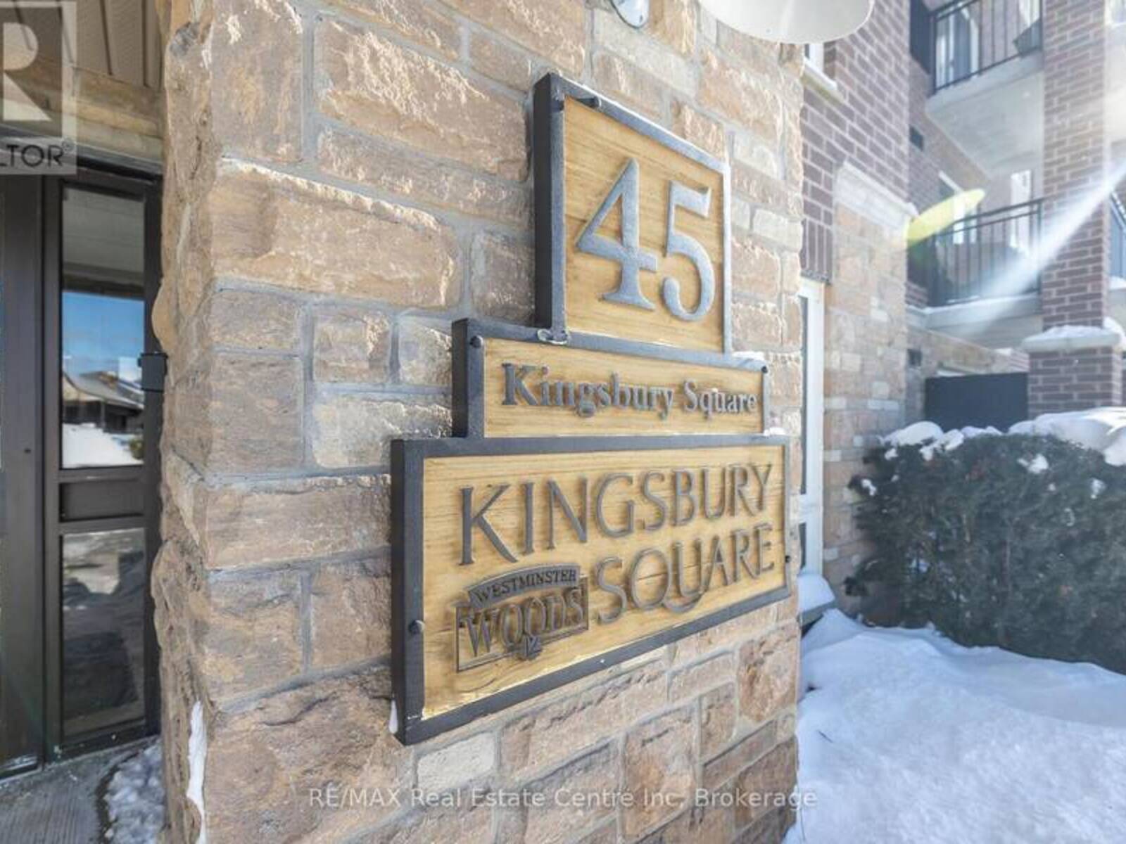 111 - 45 KINGSBURY SQUARE, Guelph, Ontario N1L 0L2