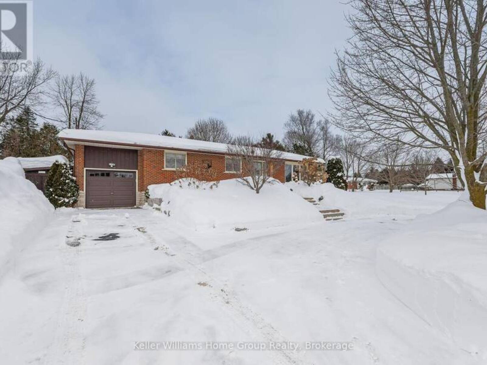 170 BARNETT CRESCENT, Fergus, Ontario N1M 3E5