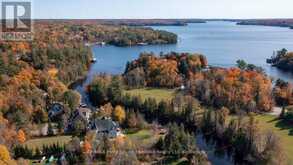 14-16 KNOWLES CRESCENT | Rosseau Ontario | Slide Image Forty