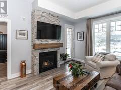 102 - 25 PEN LAKE POINT ROAD Huntsville Ontario, P1H 1A9