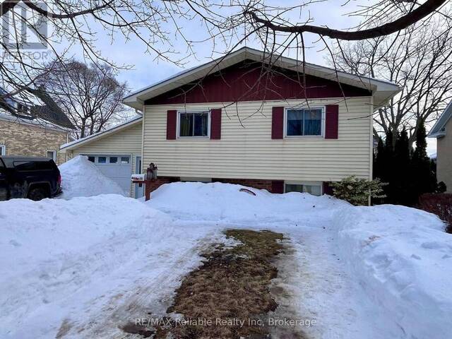 110 BROCK STREET Goderich Ontario, N7A 1R3 - 3 Bedrooms Home For Sale