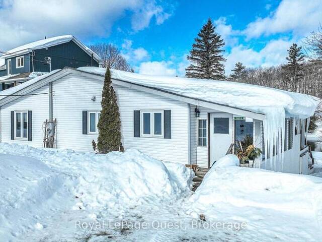 3012 MOYNES ROAD Washago Ontario, L0K 2B0 - 3 Bedrooms Waterfront Home For sale