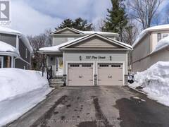 320 PINE STREET E Gravenhurst Ontario, P1P 1B1