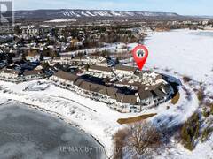 40 CRANBERRY SURF Collingwood Ontario, L9Y 5C4