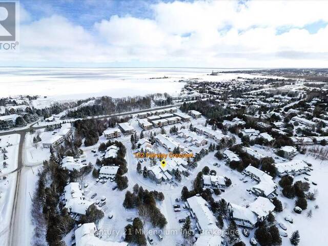 19 - 152 FAIRWAY CRESCENT Collingwood Ontario, L9Y 5B4 - 2 Bedrooms Condo For Sale