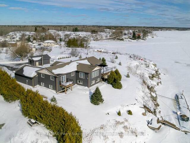 25 THE POINTE ROAD Parry Sound Ontario, P0G 1A0 - 6 Bedrooms Waterfront Home For sale