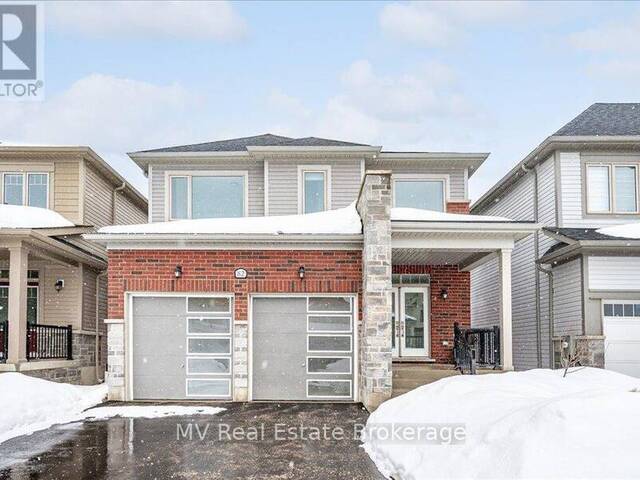 82 SPICER STREET Fergus Ontario, N1M 0H7 - 4 Bedrooms Home For Sale