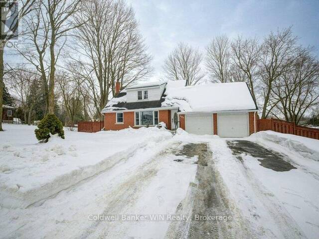 385 FERGUS STREET N Mount Forest Ontario, N0G 2L2 - Property For Sale