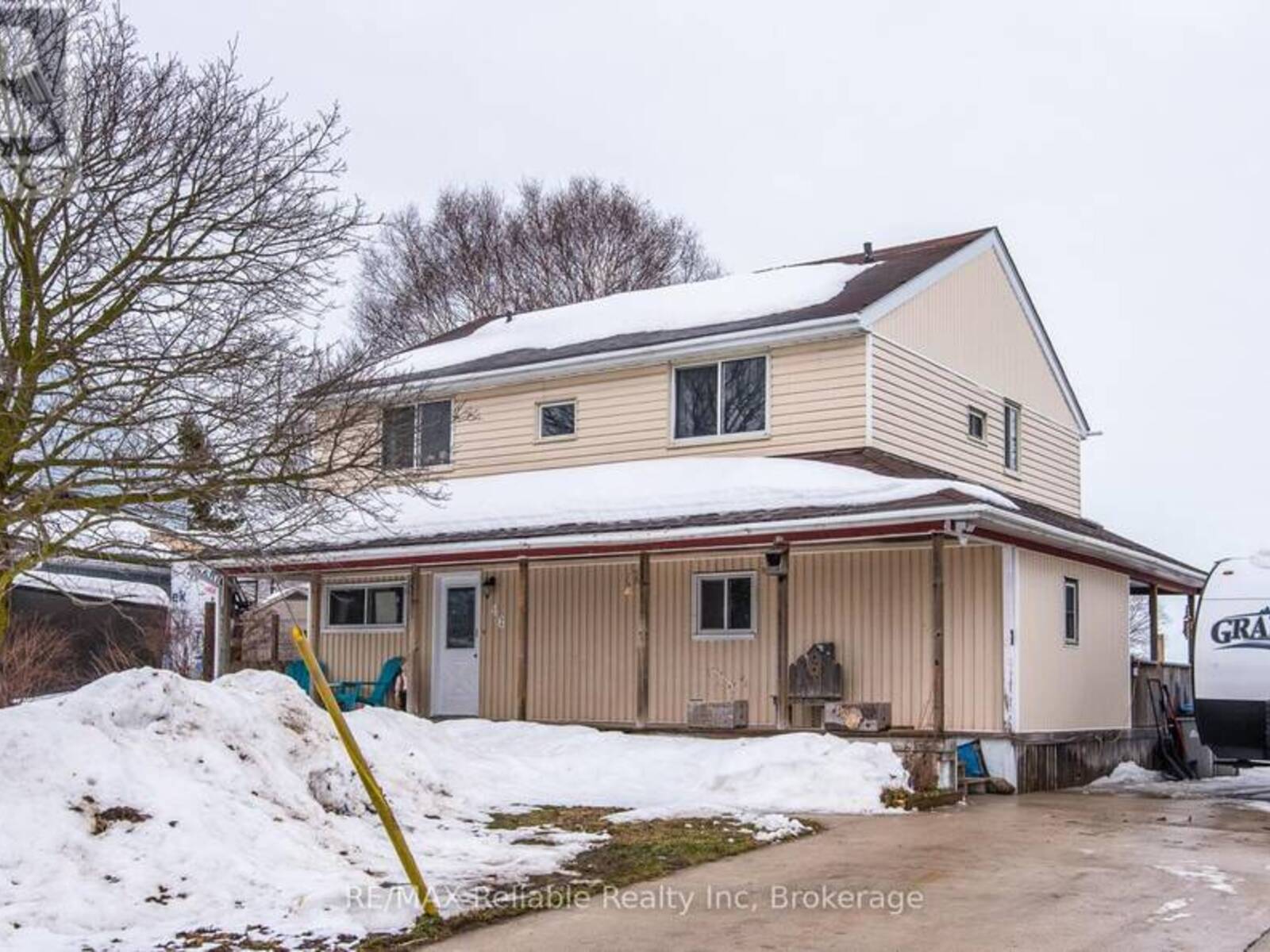 46 VICTORIA BOULEVARD, Clinton, Ontario N0M 1L0