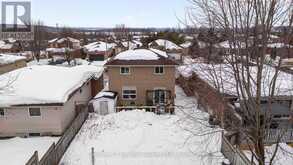 6 GOLDEN EAGLE WAY | Barrie Ontario | Slide Image Two