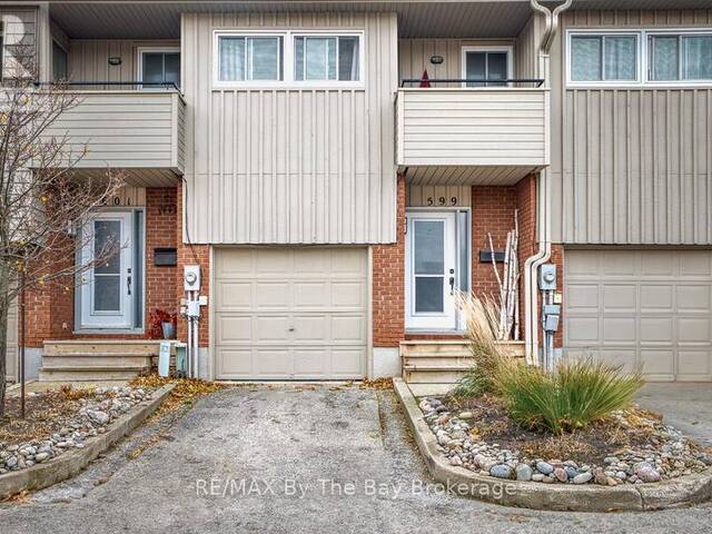 599 TENTH STREET Collingwood Ontario, L9Y 4C1 - 3 Bedrooms Condo For Sale