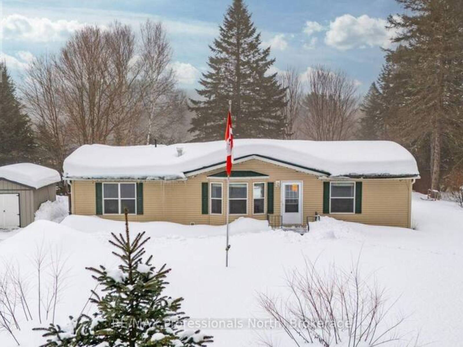 614 BOBCAYGEON ROAD, Minden Hills, Ontario K0M 2K0