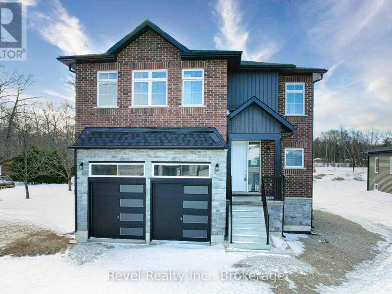 289 RAMBLEWOOD DRIVE, Wasaga Beach, Ontario L9Z 2N9