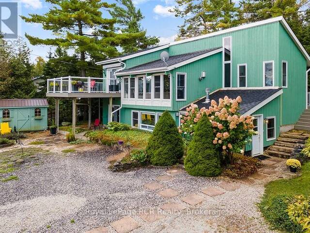 177 ISTHMUS BAY ROAD Lion's Head Ontario, N0H 1W0 - 3 Bedrooms Home For Sale