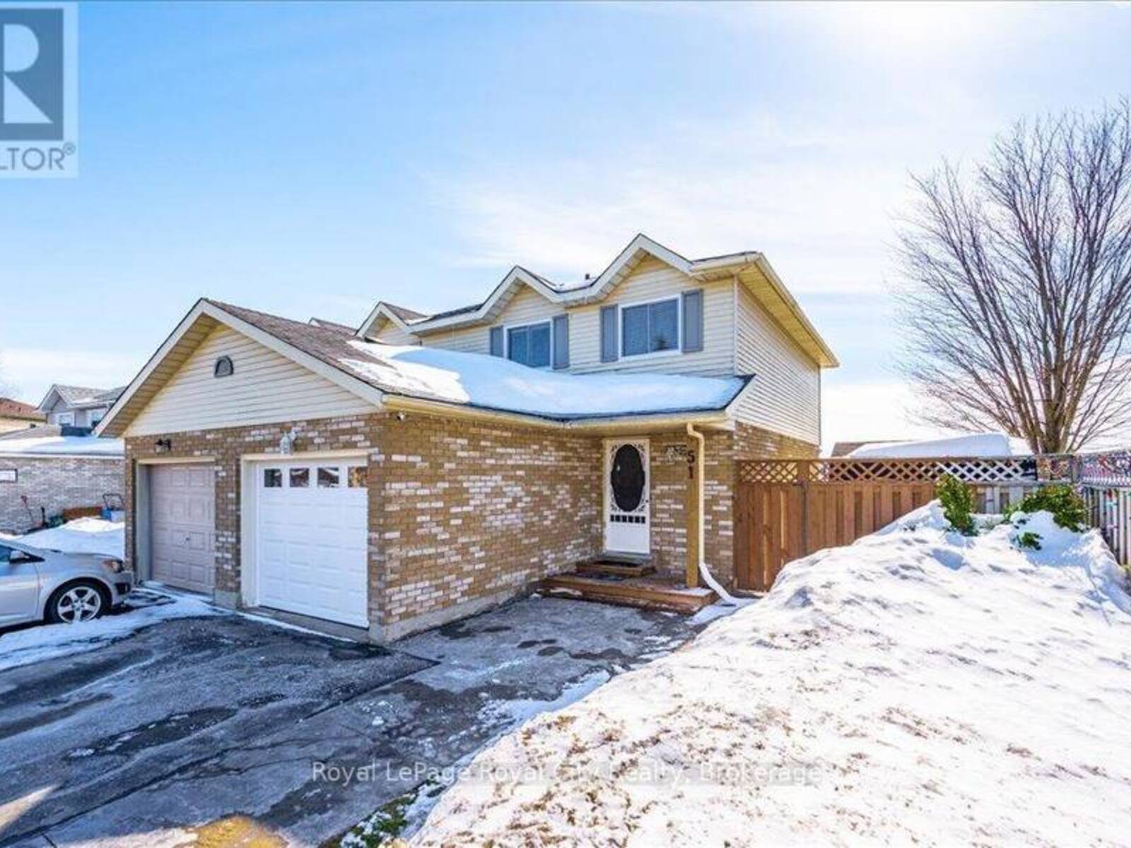 51 DALES DRIVE, Mapleton, Ontario N0G 1P0