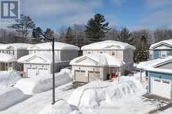 96 FIELDSTREAM CHASE | Bracebridge Ontario | Slide Image Forty-seven