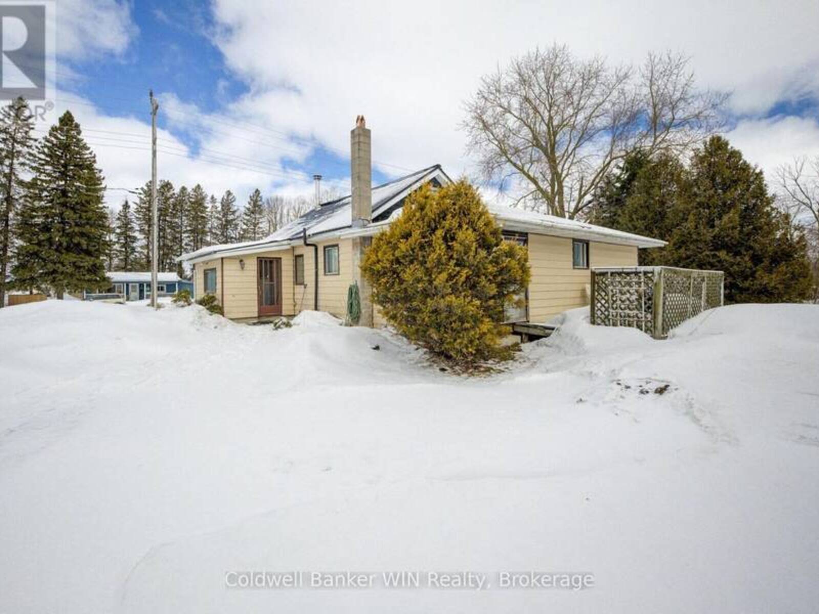 330 SLIGO ROAD W, Mount Forest, Ontario N0G 2L1