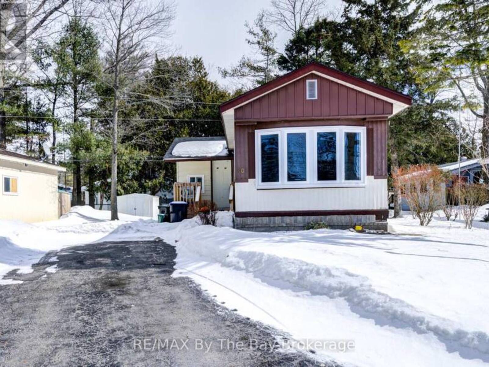 50 GEORGIAN GLEN DRIVE, Wasaga Beach, Ontario L9Z 1K7