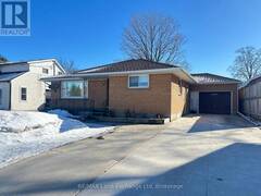 27 ELIZABETH STREET S South Bruce Ontario, N0G 2S0