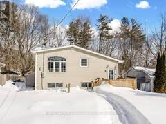 53 LAKESHORE ROAD W Oro-Medonte Ontario, L0L 2E0