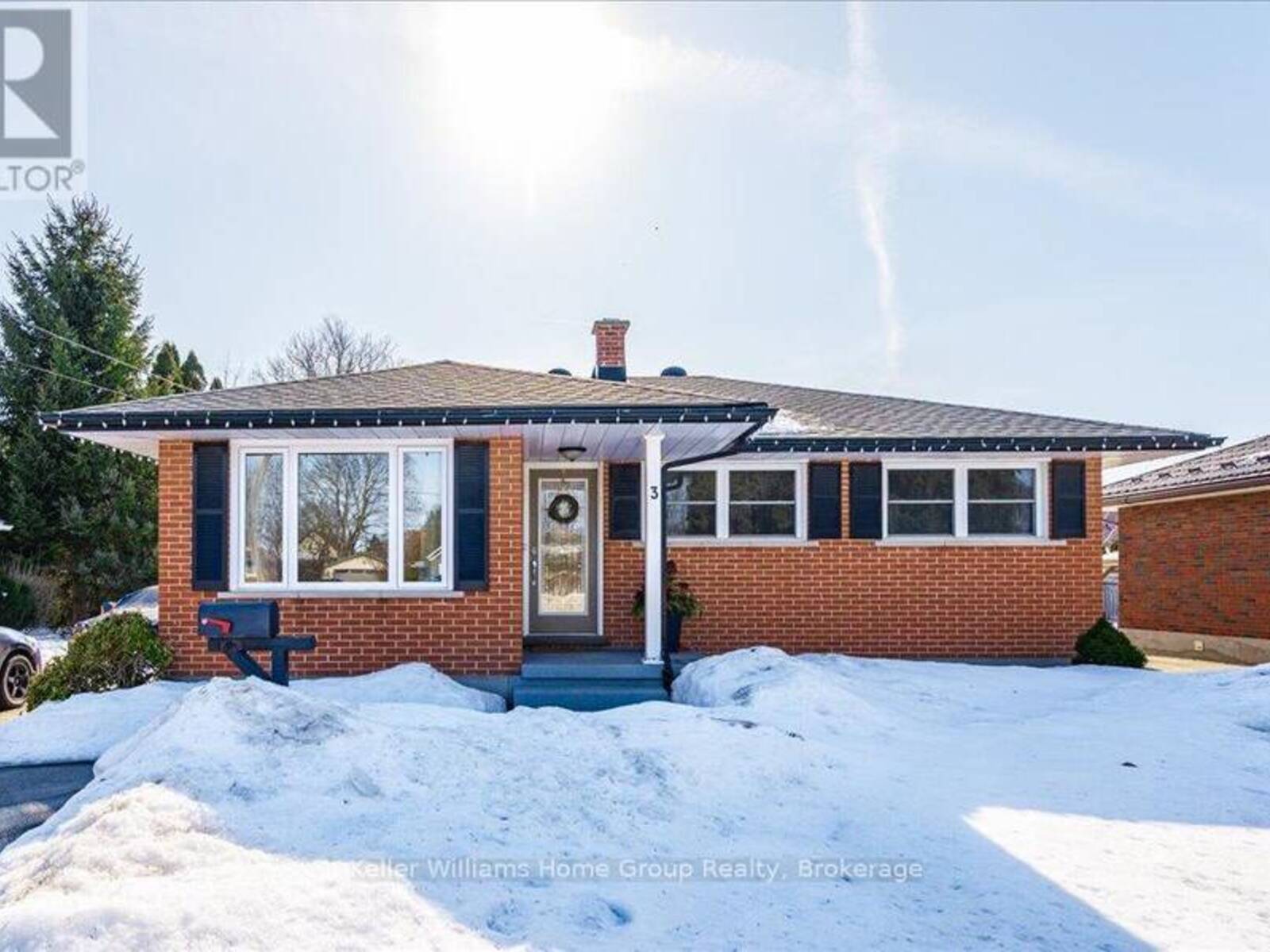 3 BERGIN AVENUE, Fergus, Ontario N1M 1A7