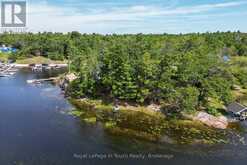 2 ISLAND 860 | Honey Harbour Ontario | Slide Image Thirty-two