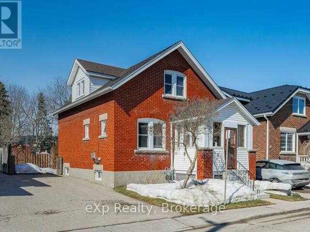 31 VERNEY STREET Guelph Ontario, N1H 1N5 - 3 Bedrooms Home For Sale