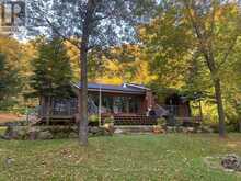 1052 NUTCRACKER TRAIL | Haliburton Ontario | Slide Image Thirty-three