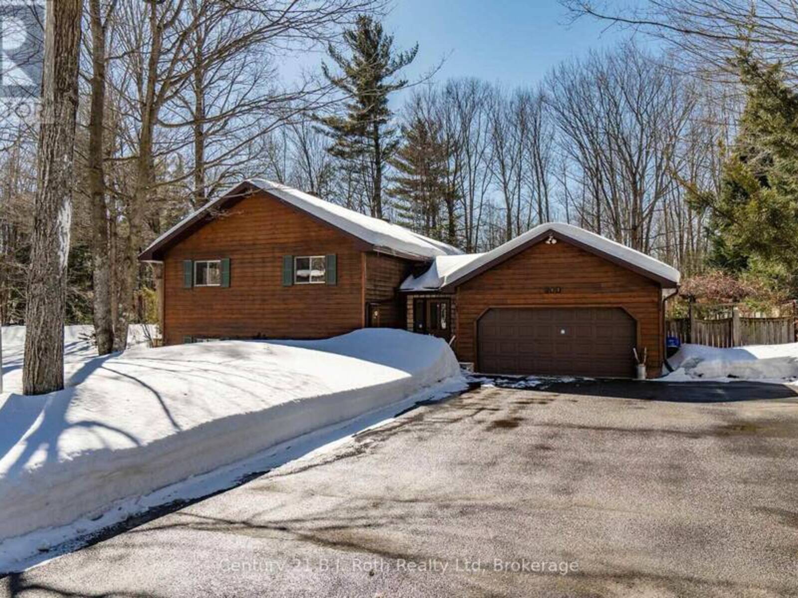 100 TALL PINES DRIVE, Tiny, Ontario L9M 0H4