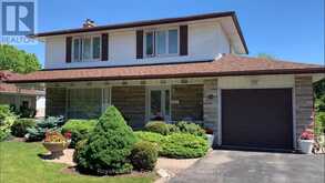 17 APPLEWOOD CRESCENT | Guelph Ontario | Slide Image Four