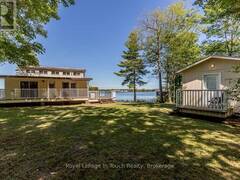 36 YELLOWHEAD ISLAND Port Severn Ontario, L0K 1S0