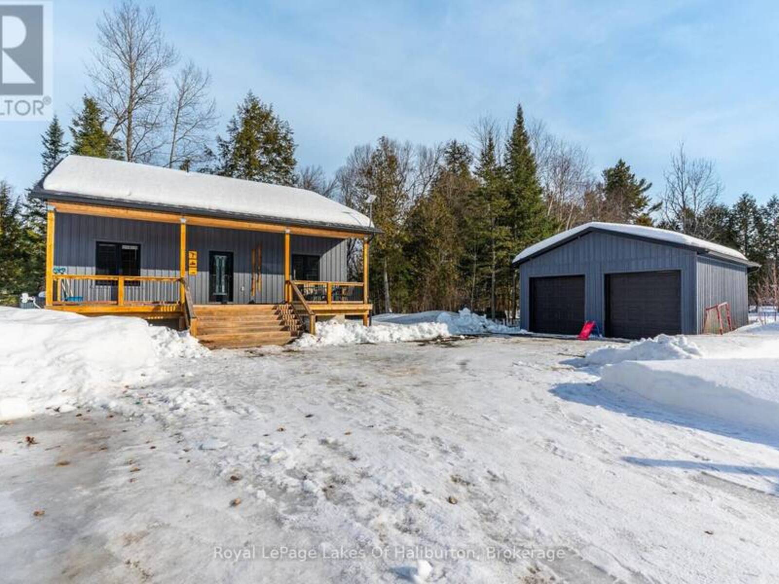 1026 PINE NEEDLE TRAIL, Haliburton, Ontario K0M 1S0